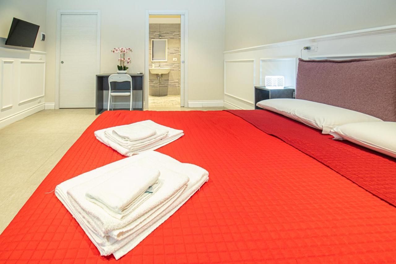 Suebi Rooms And Appartament 泰尔莫利 外观 照片