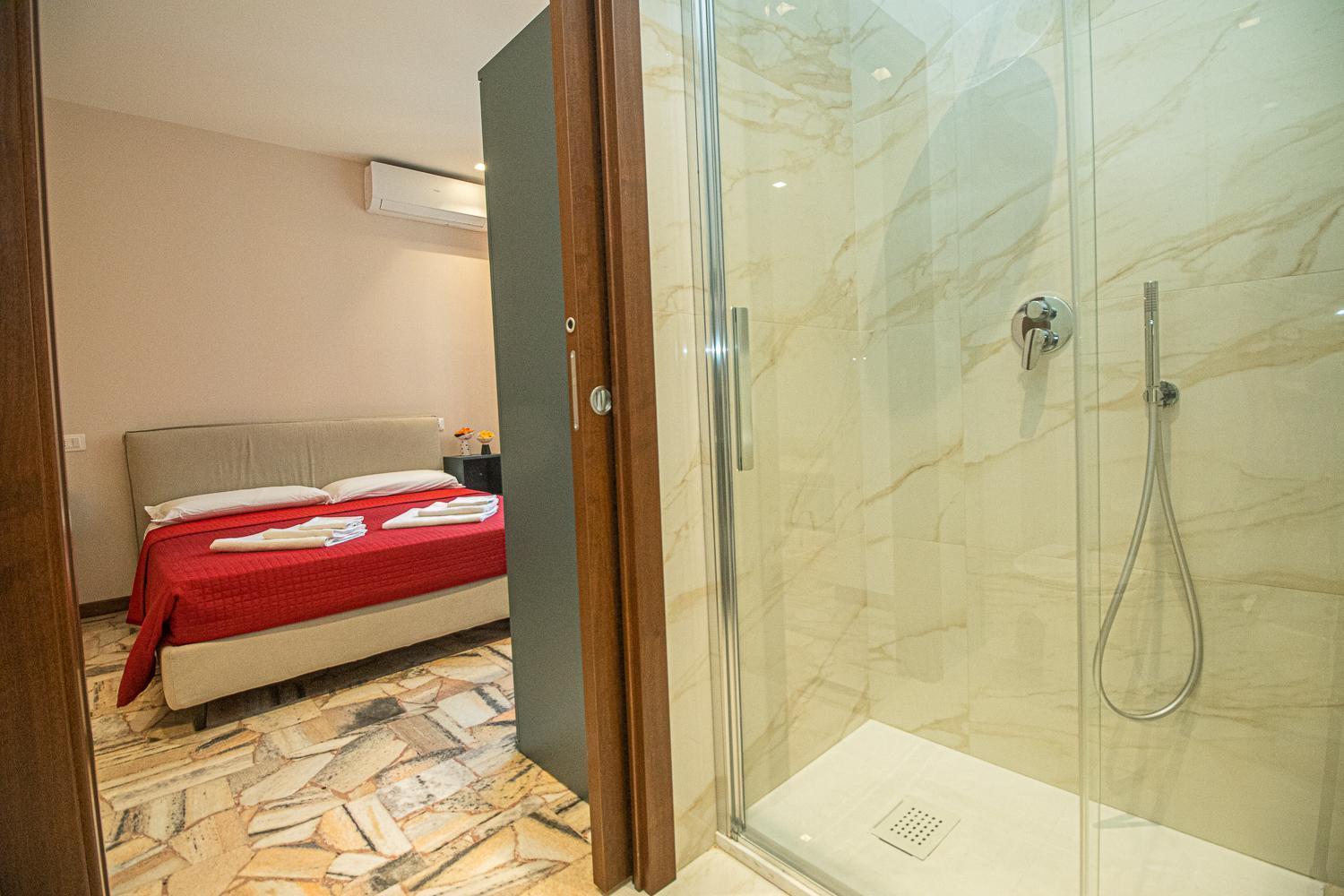 Suebi Rooms And Appartament 泰尔莫利 外观 照片